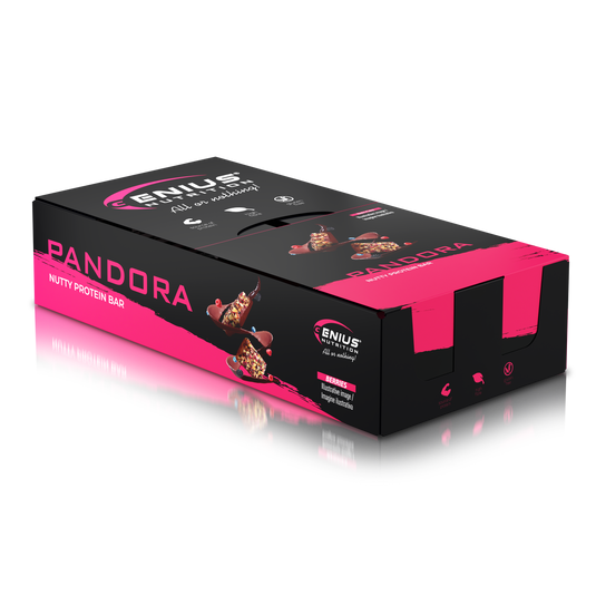 PANDORA Nutty Bar 40g Genius Nutrition - Baton proteic cu invelis de lapte si fructe de padure liofilizate.